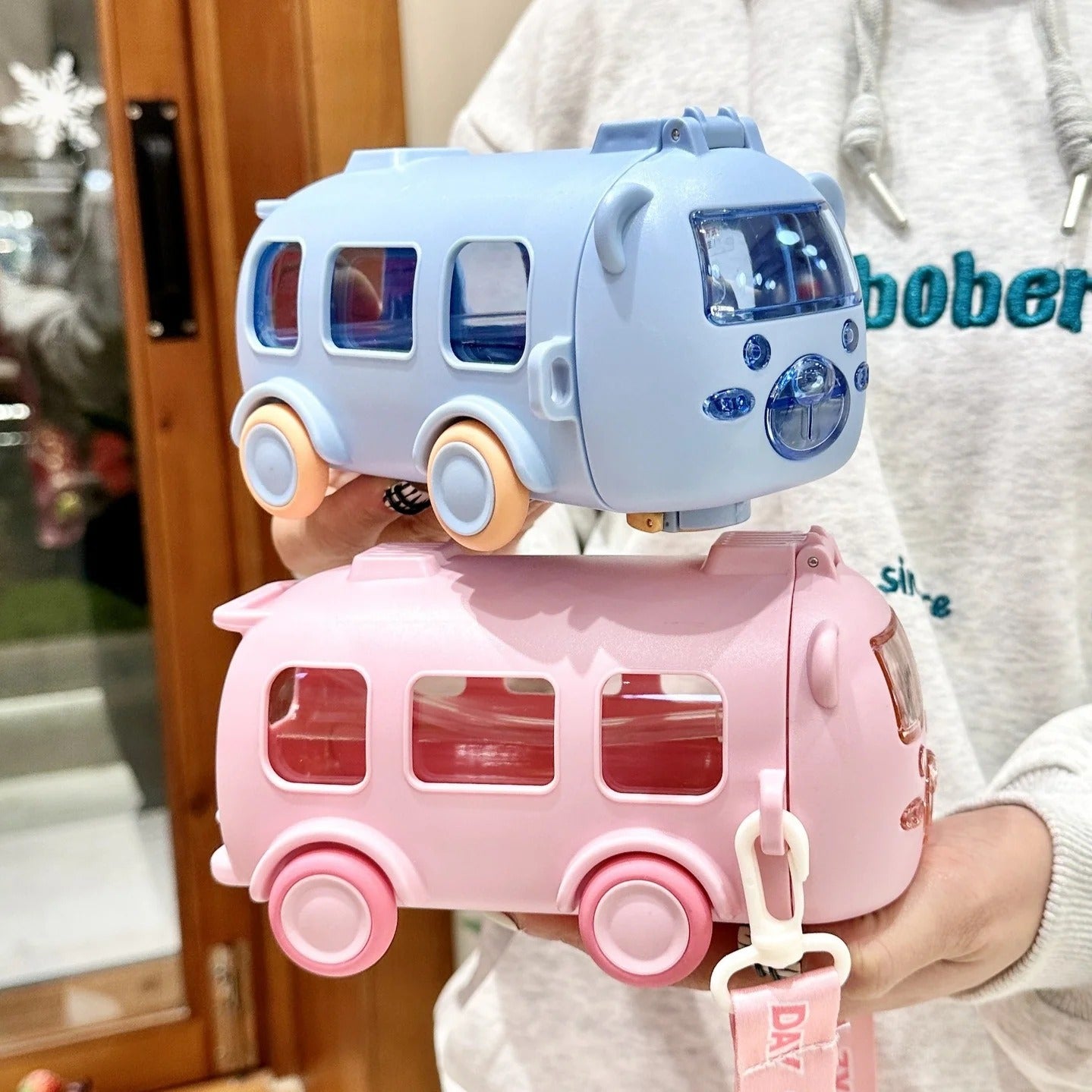 School Bus Design Kids Water Bottle With Strap– 600ml