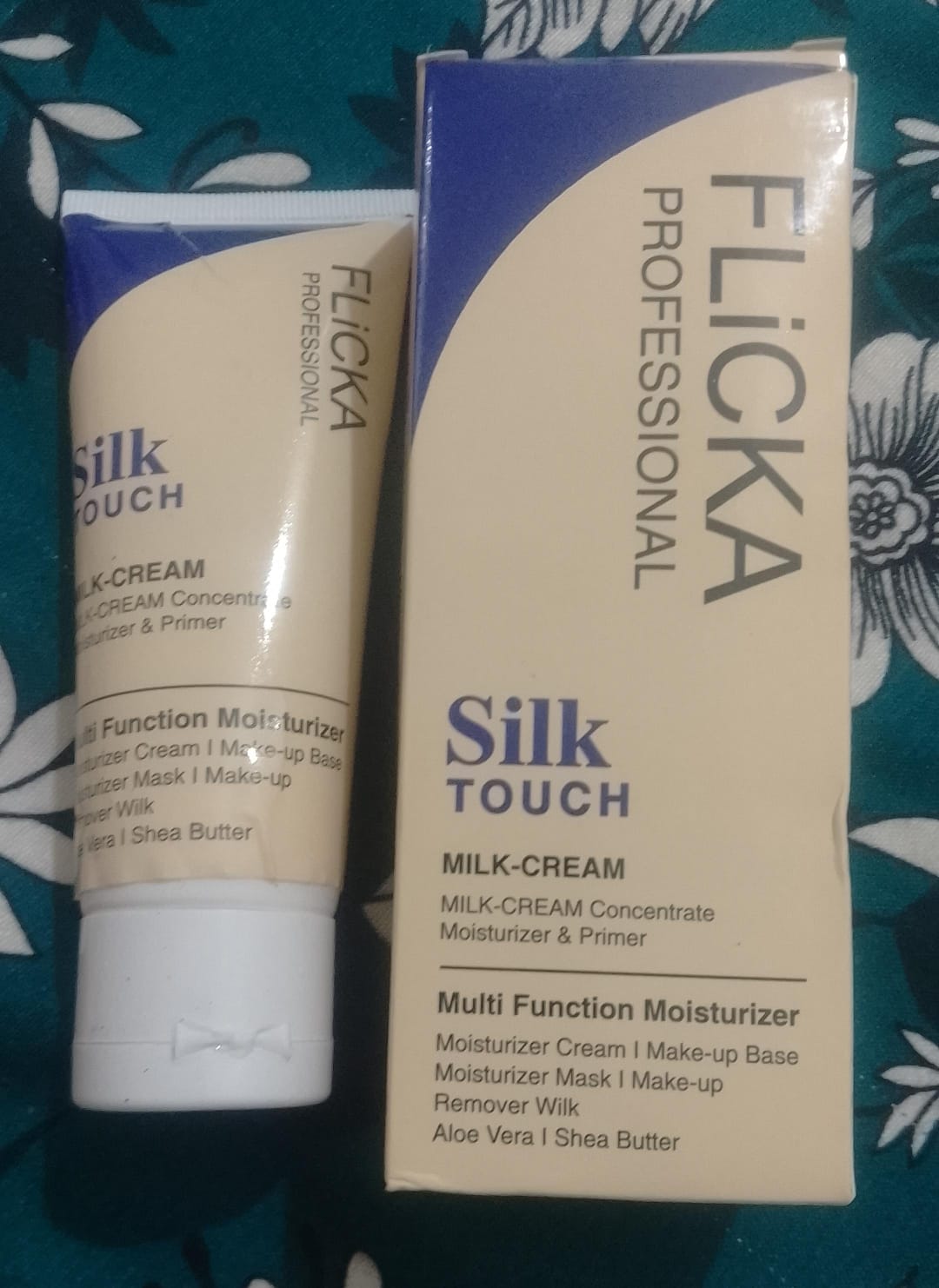 FLiCKA Silk Touch 3‑in‑1 Moisturizer & Primer